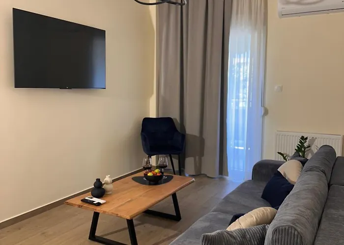 Apartment Kalopsia Centro 2 *